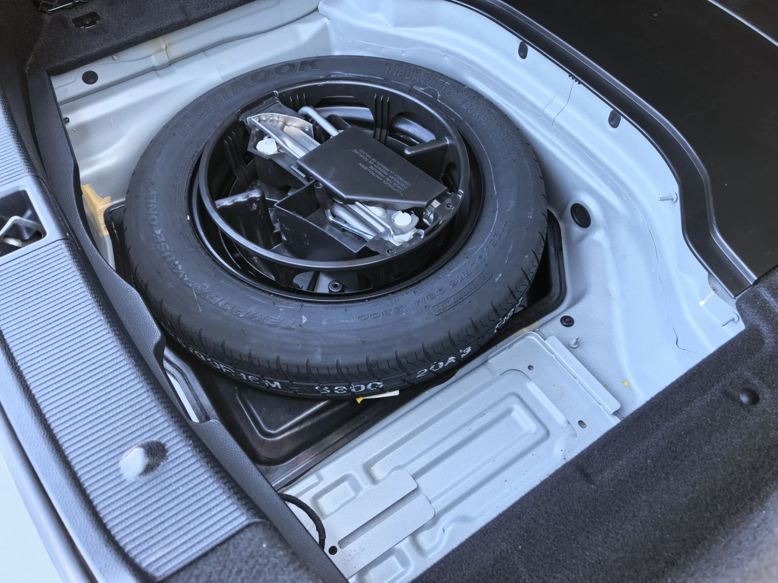 Mercedes-Benz C 200 Kompressor 185к.с 6ск. (Чисто нов)Италия!!! , снимка 17 - Автомобили и джипове - 53972862