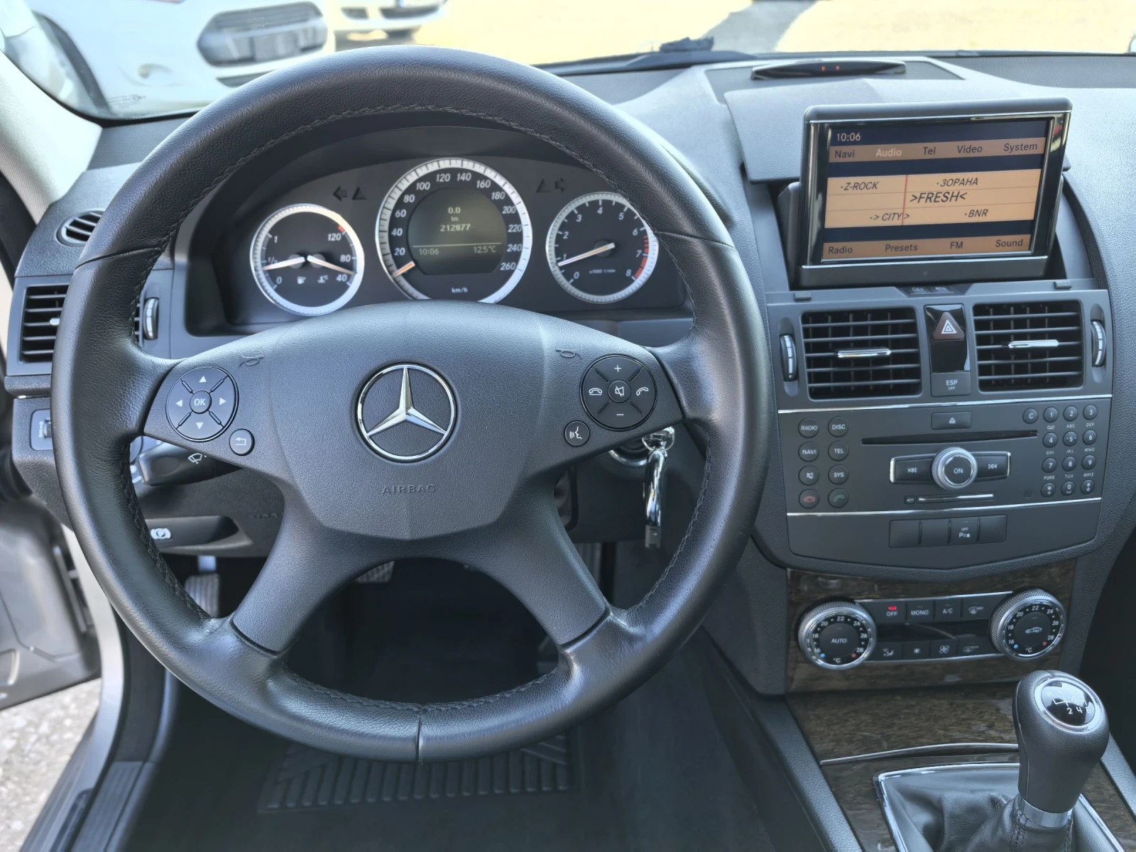 Mercedes-Benz C 200 Kompressor 185к.с 6ск. (Чисто нов)Италия!!! , снимка 15 - Автомобили и джипове - 53972862