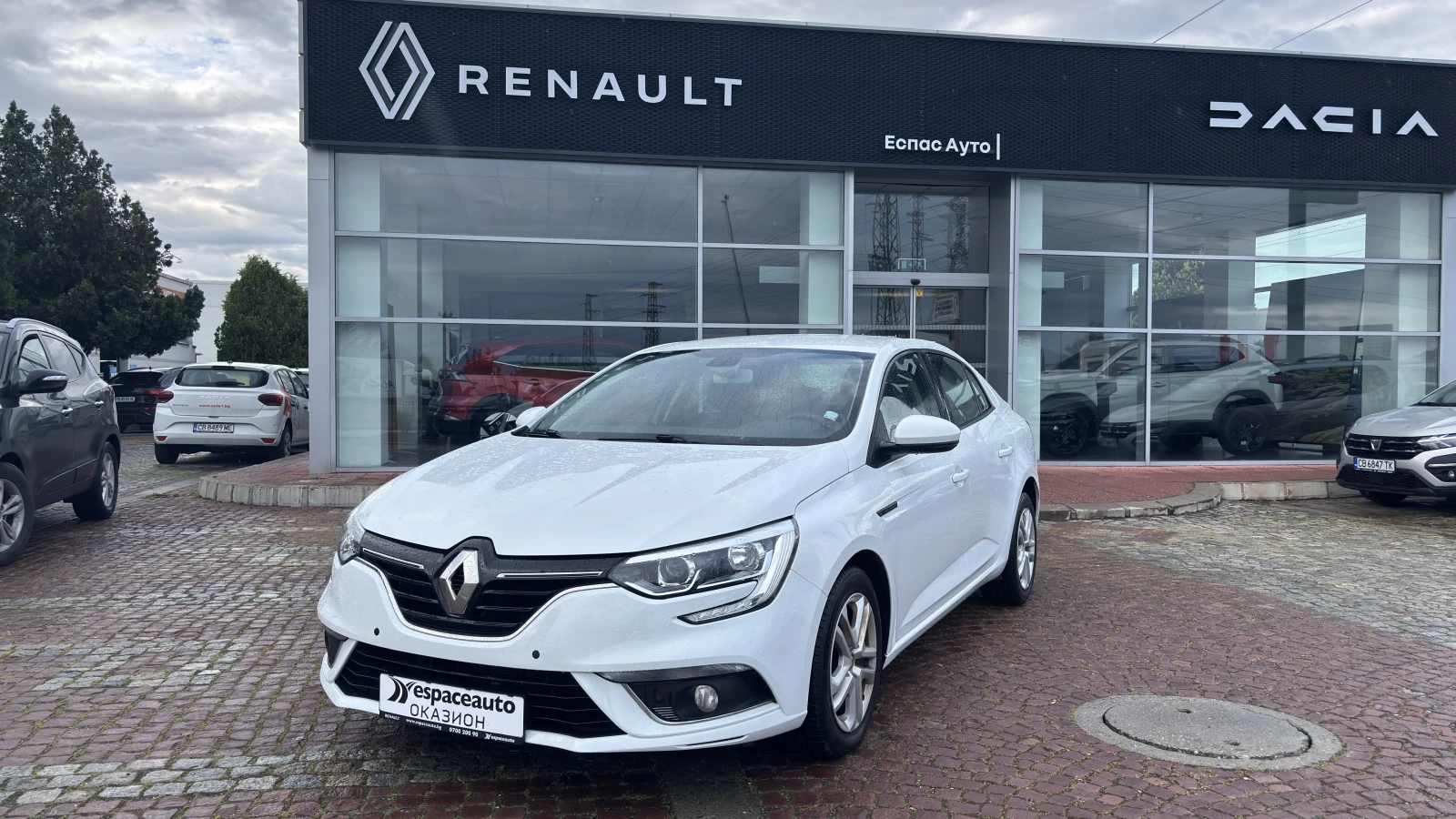 Renault Megane TCe 140 бензин BVM6