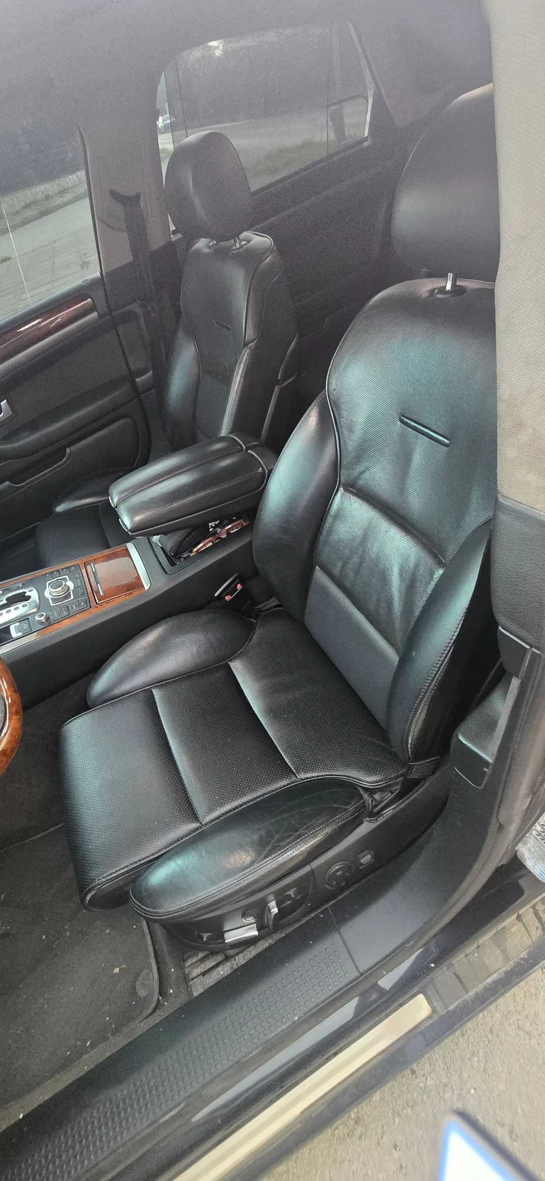 Audi A8 Лек афтомобил, снимка 5 - Автомобили и джипове - 54823323