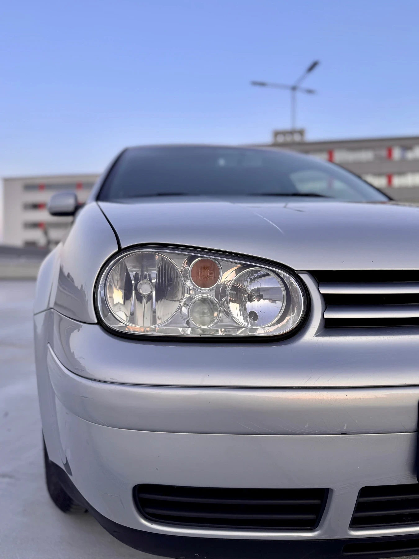 VW Golf 1.6 GAS, снимка 3 - Автомобили и джипове - 54840646