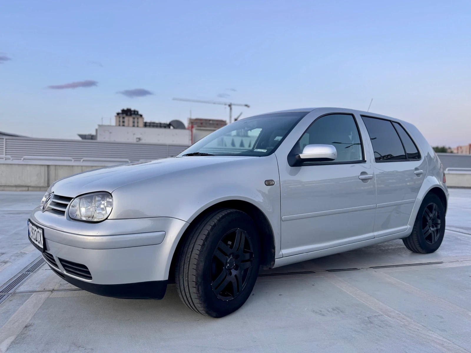 VW Golf 1.6 GAS