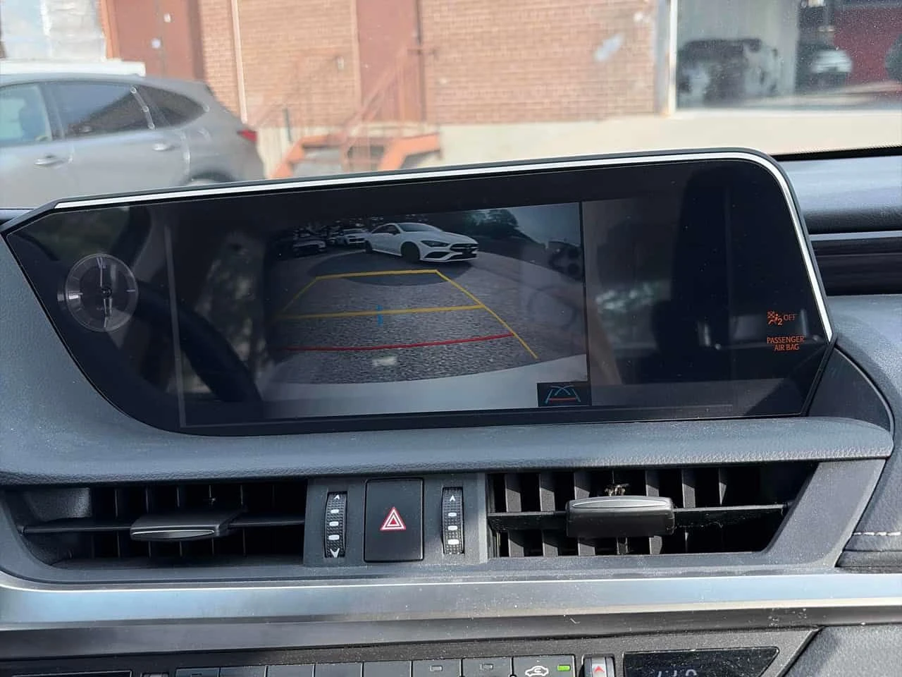 Lexus ES 300 300h| 360| HUD| ШИБИДАХ| 2 КЛЮЧА| CARFAX, снимка 13 - Автомобили и джипове - 54859775