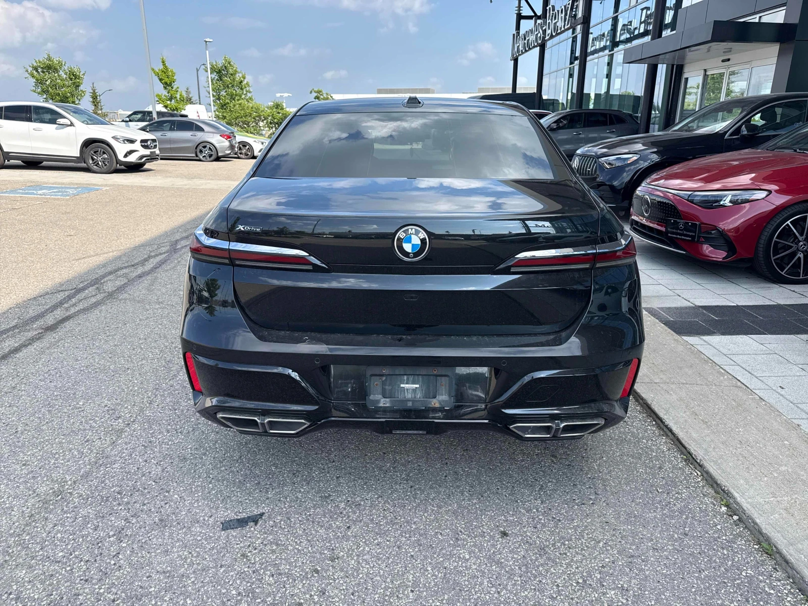 BMW 760 xDrive60i, снимка 6 - Автомобили и джипове - 55120676
