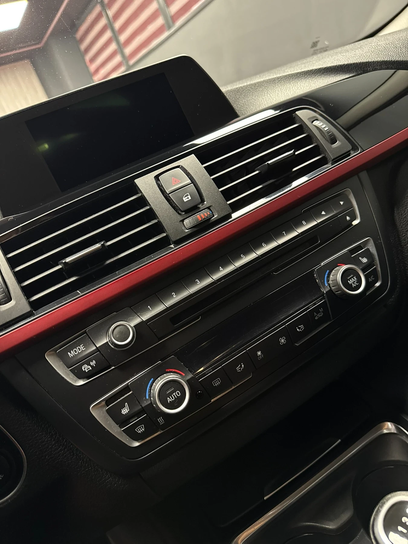 BMW 318 F31 Sport, снимка 9 - Автомобили и джипове - 55200546