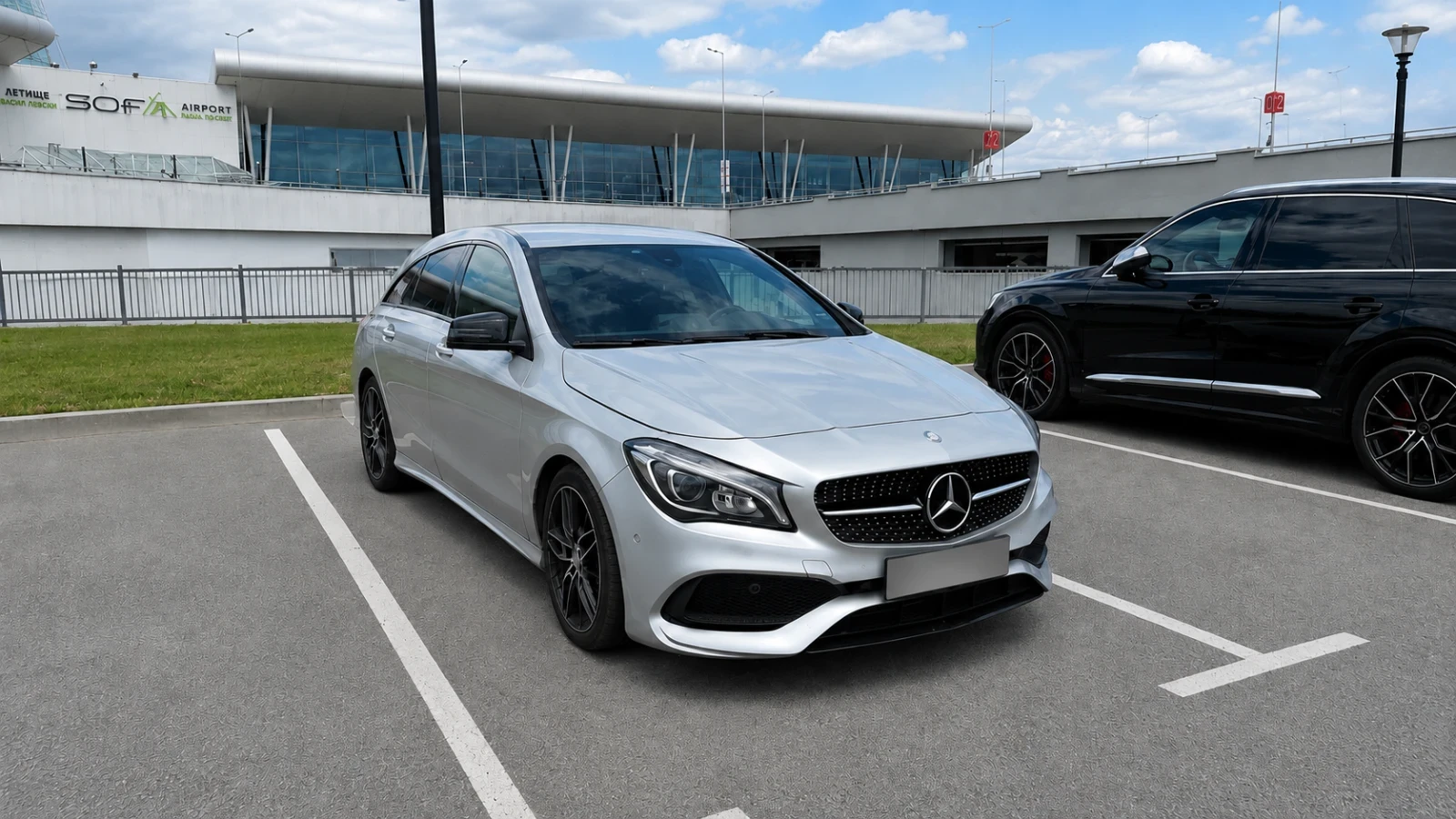 Mercedes-Benz CLA 200 AMG, снимка 2 - Автомобили и джипове - 55397901