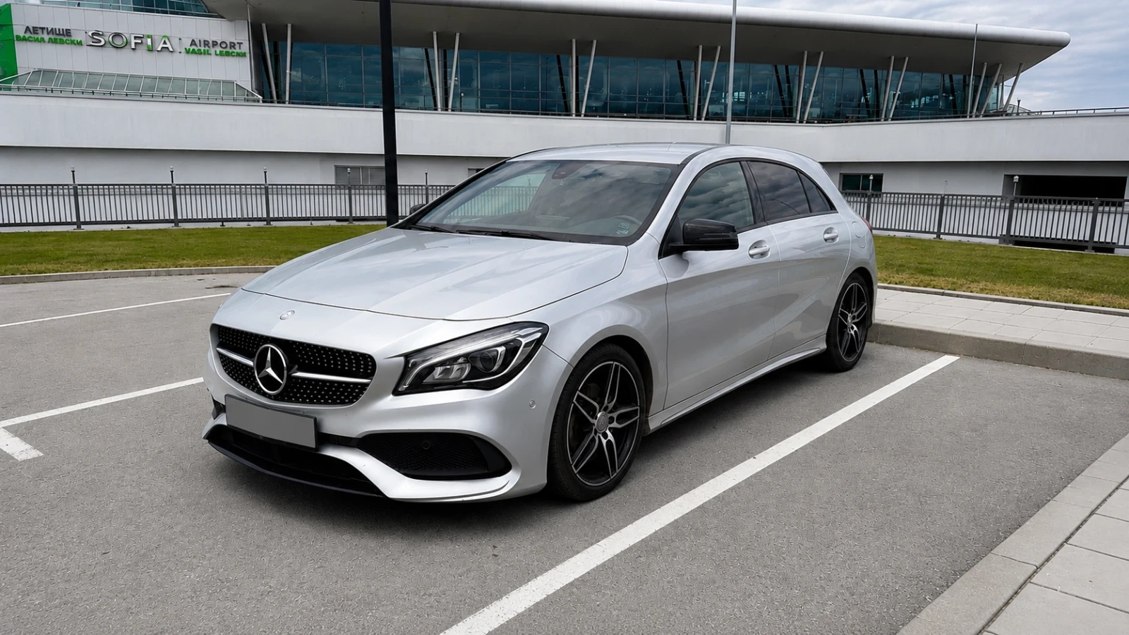 Mercedes-Benz CLA 200 AMG