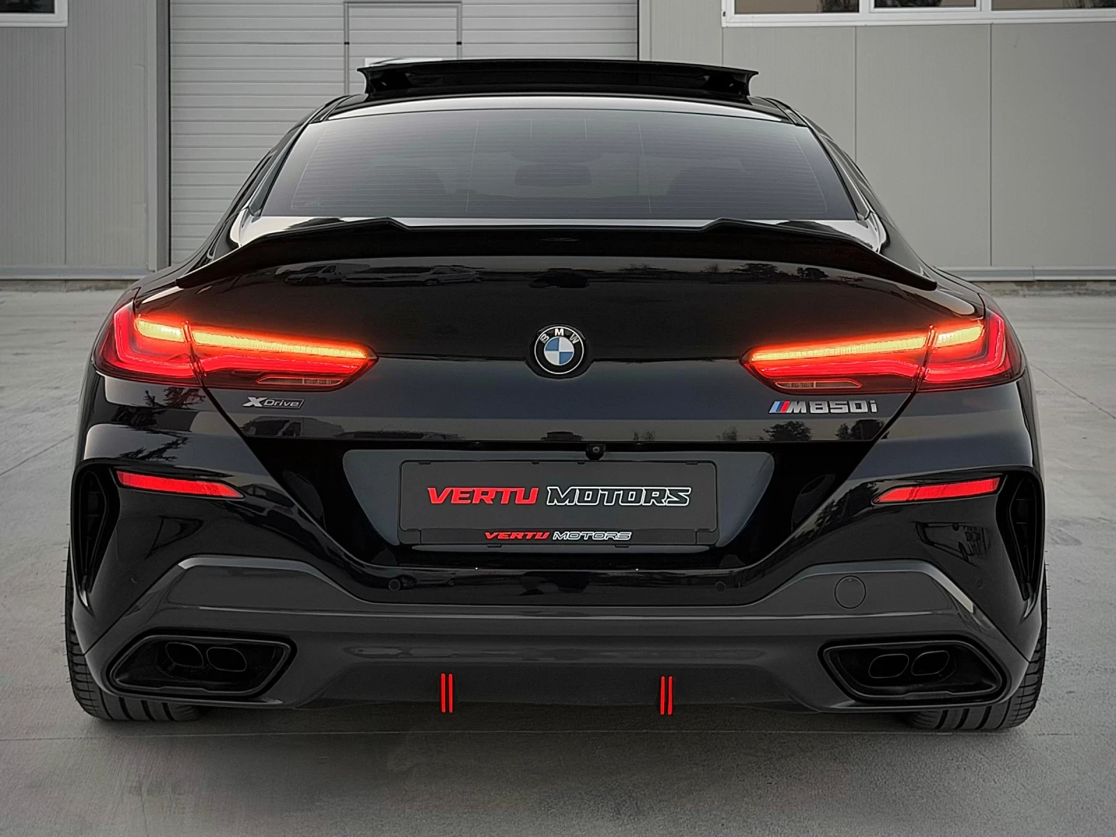 BMW 850 GRAN COUPE/ xDrive/ PANO/ CARBON/ HeadUP/, снимка 4 - Автомобили и джипове - 55826302