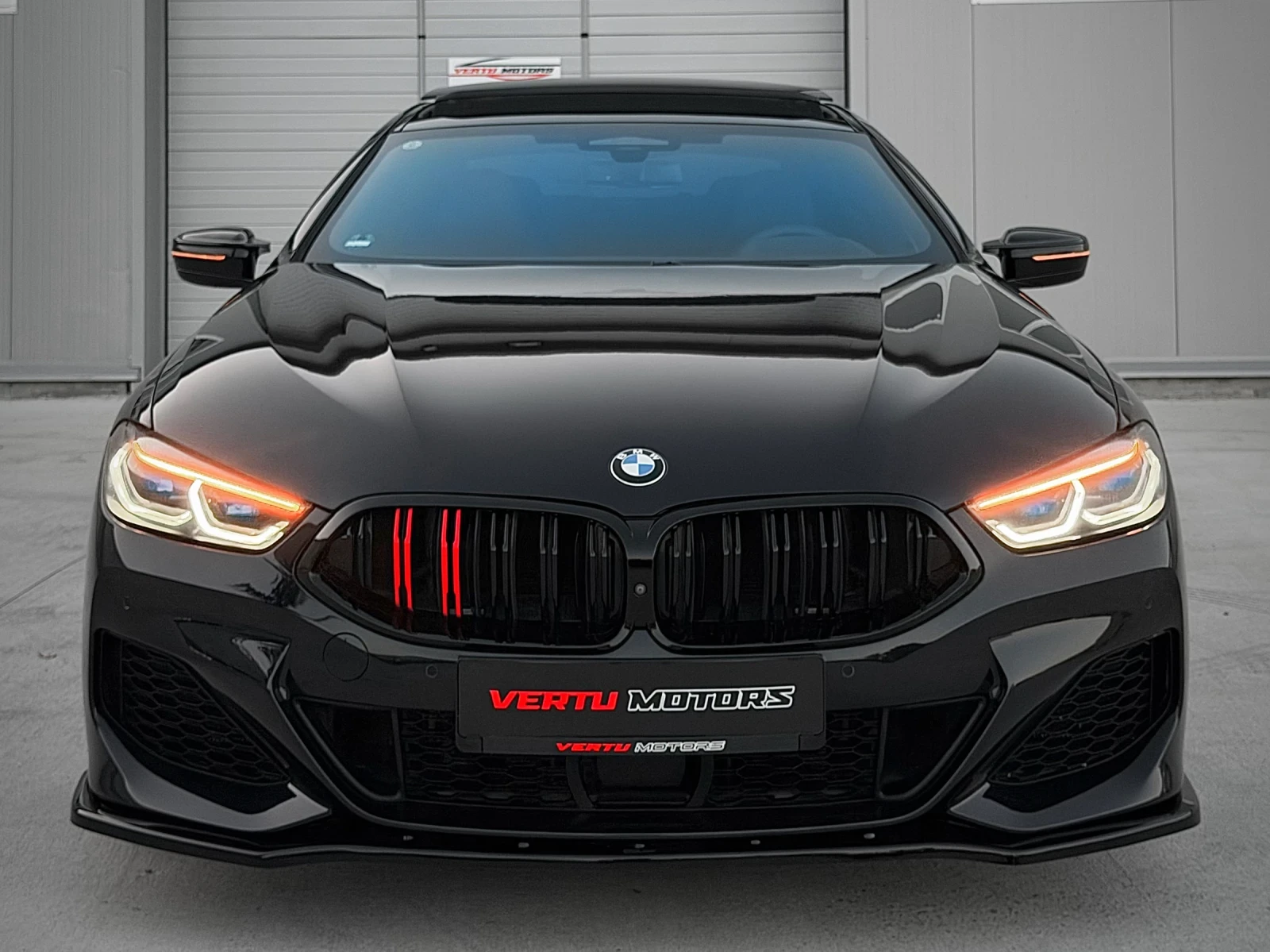 BMW 850 GRAN COUPE/ xDrive/ PANO/ CARBON/ HeadUP/, снимка 2 - Автомобили и джипове - 55826302