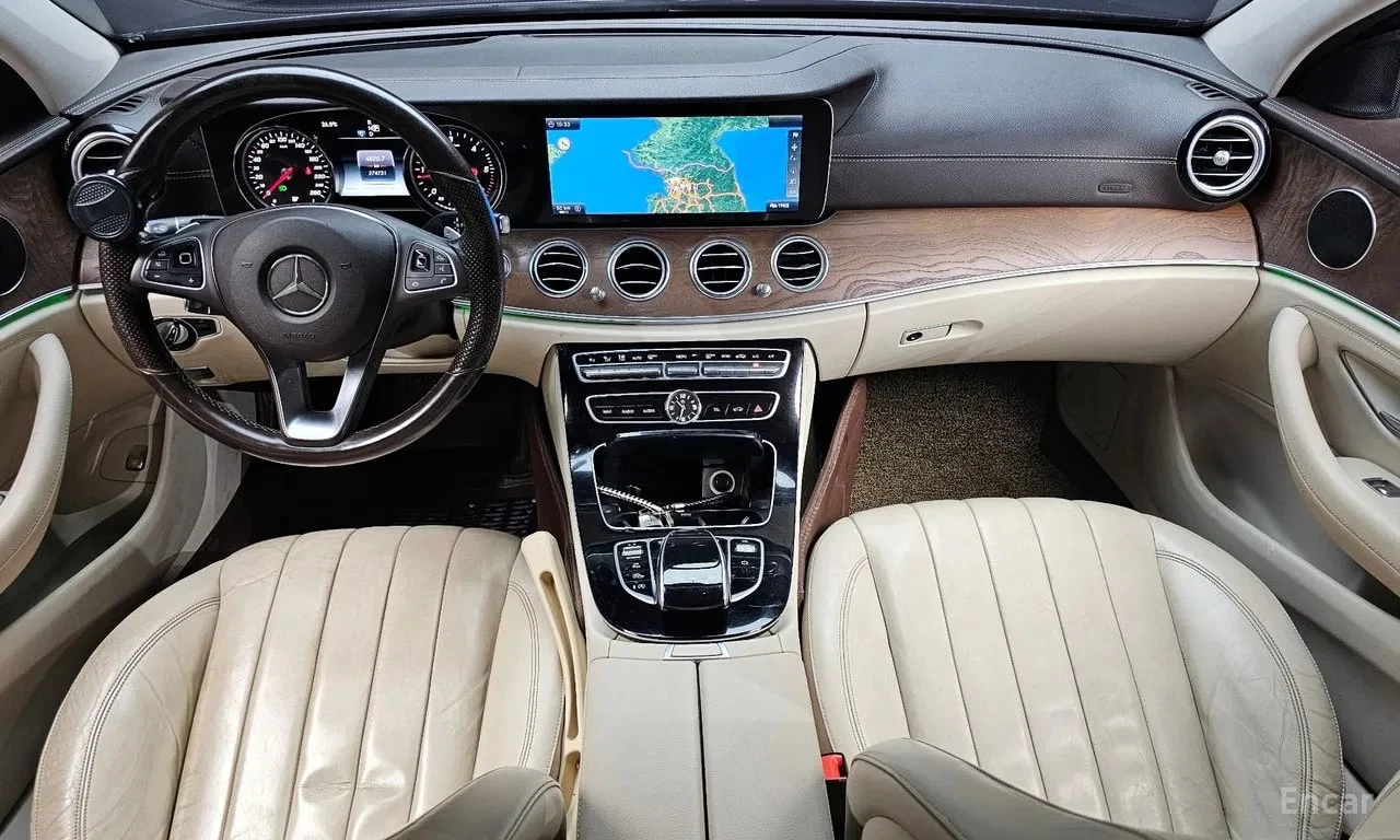 Mercedes-Benz E 220 * E220d Exclusive * ЦЕНА ДО БГ, снимка 7 - Автомобили и джипове - 55841326