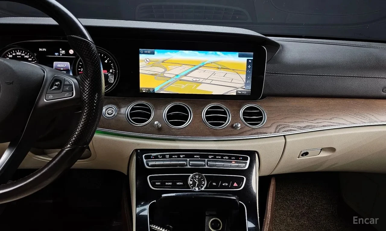 Mercedes-Benz E 220 * E220d Exclusive * ЦЕНА ДО БГ, снимка 13 - Автомобили и джипове - 55841326