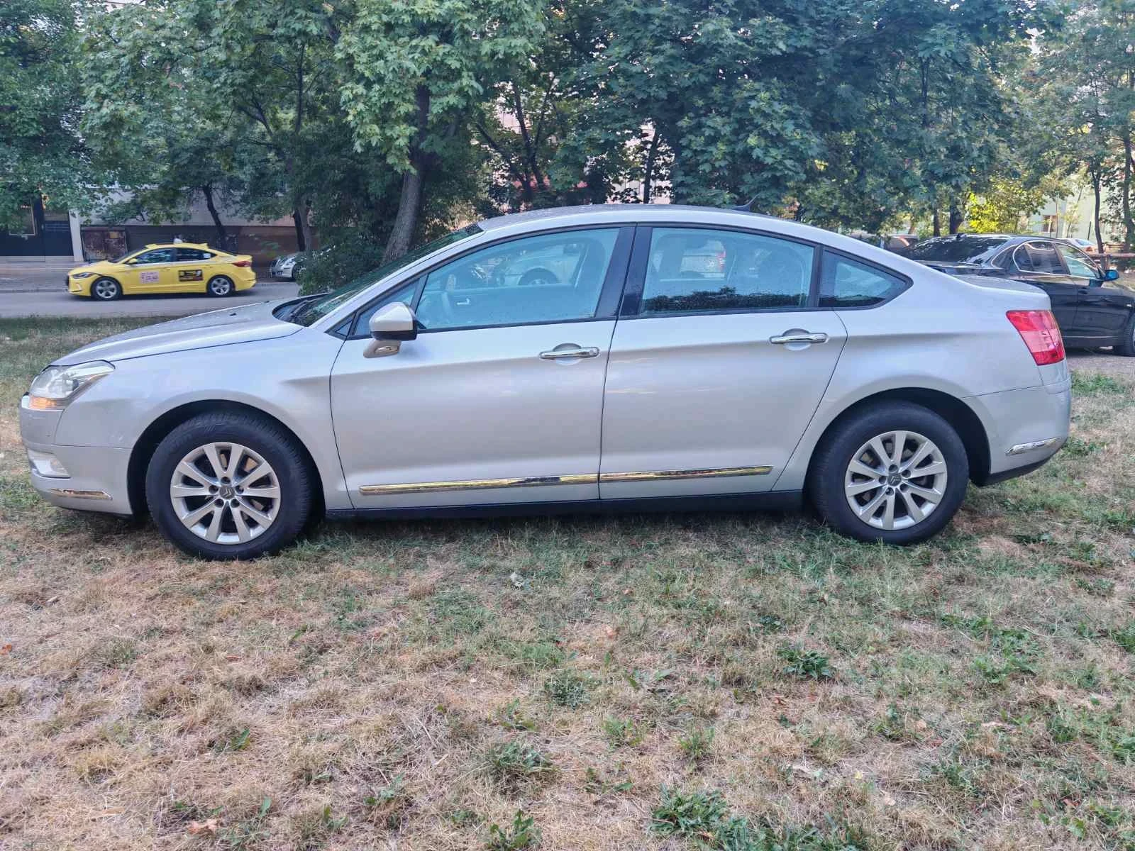 Citroen C5 1.6HDi На Пружини , снимка 8 - Автомобили и джипове - 55957282