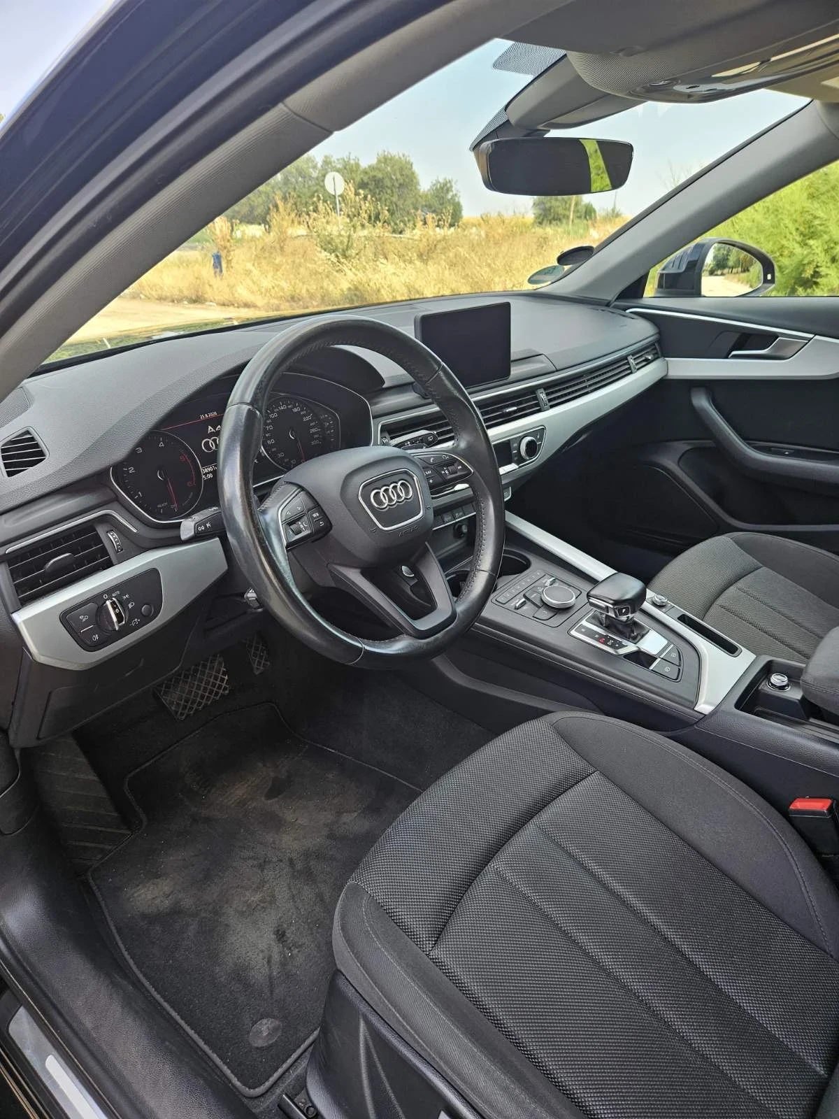 Audi A4, снимка 15 - Автомобили и джипове - 56002114