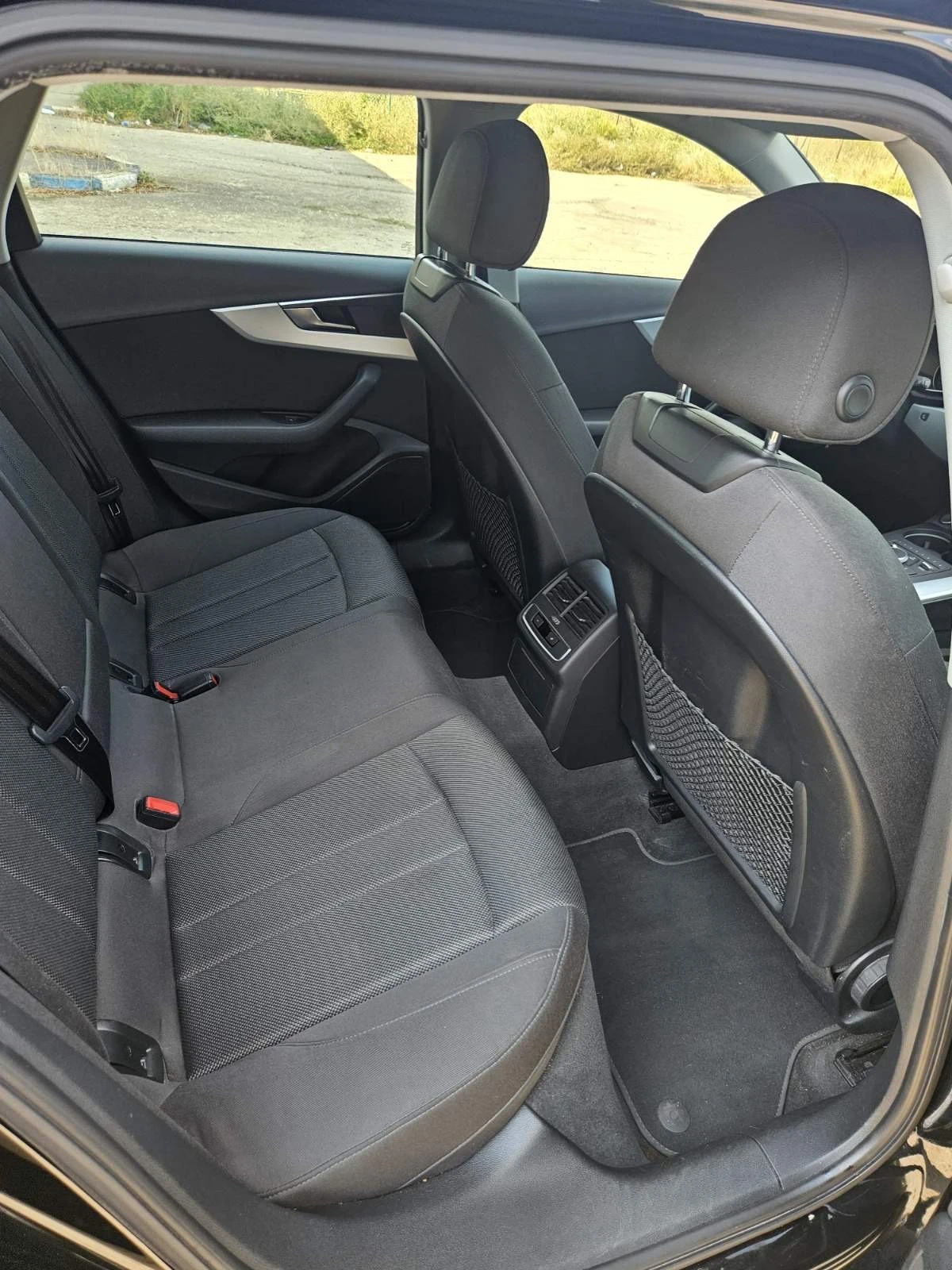 Audi A4, снимка 12 - Автомобили и джипове - 56002114
