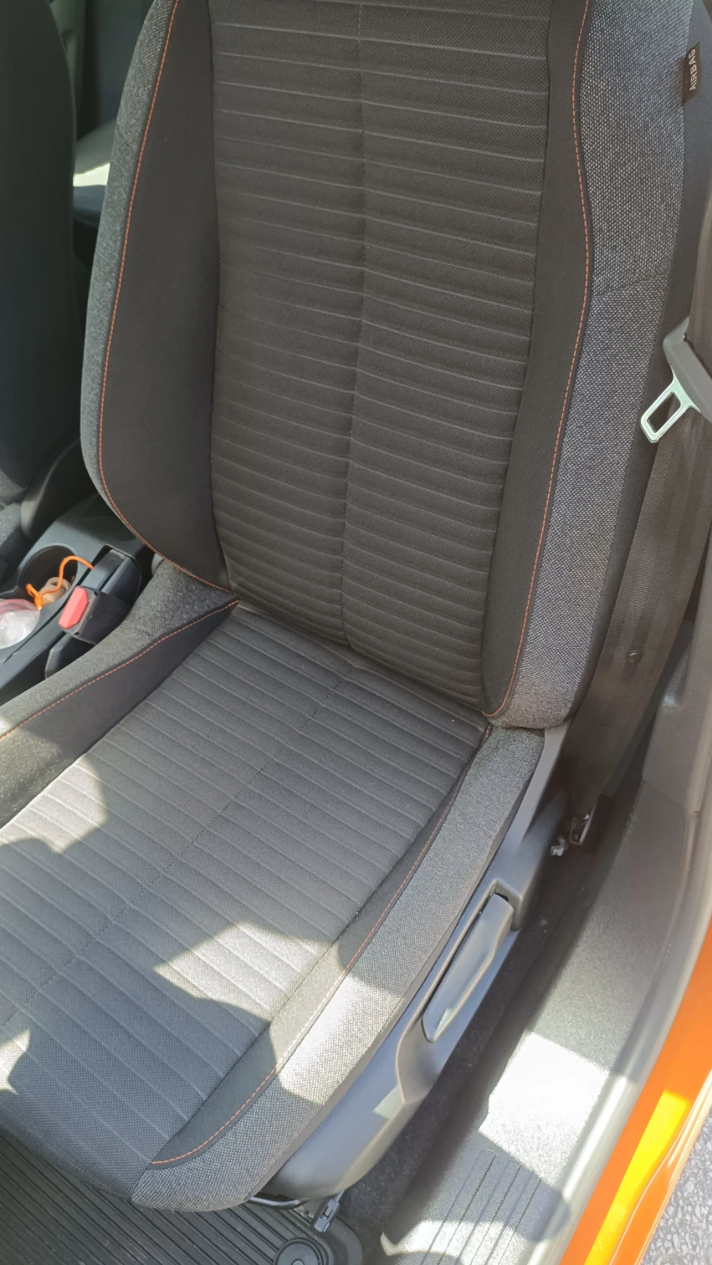Peugeot 2008, снимка 12 - Автомобили и джипове - 56120057