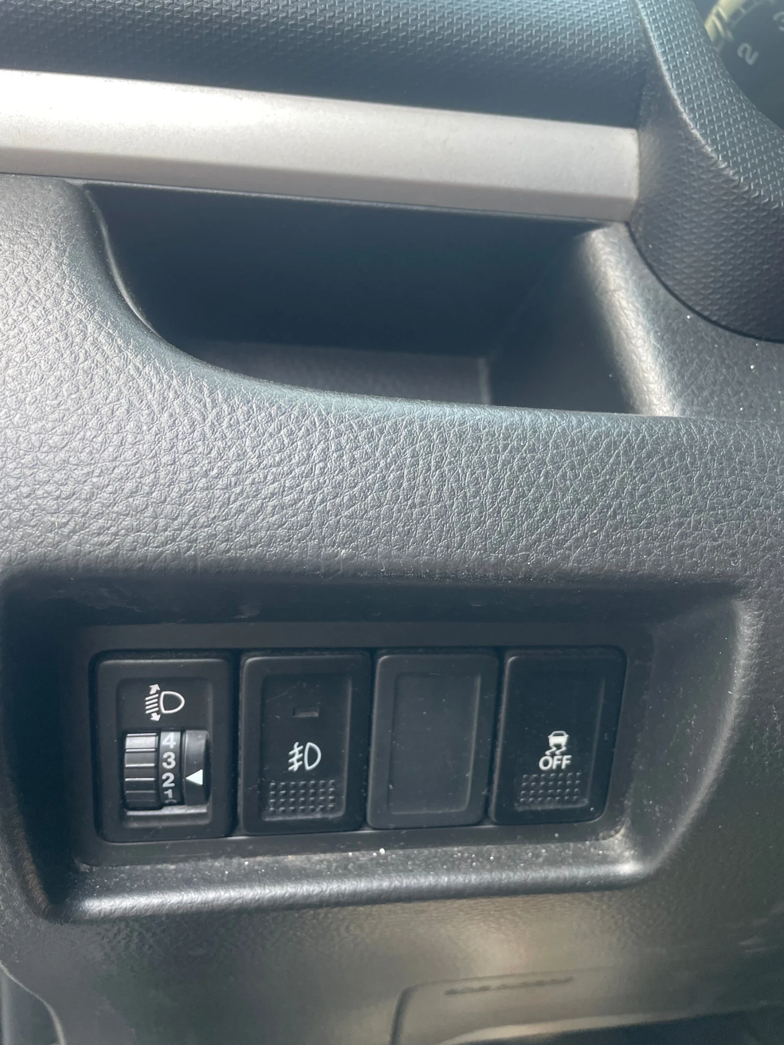 Suzuki Swift Газ 4х4 Euro 5B 🔝, снимка 14 - Автомобили и джипове - 56327252