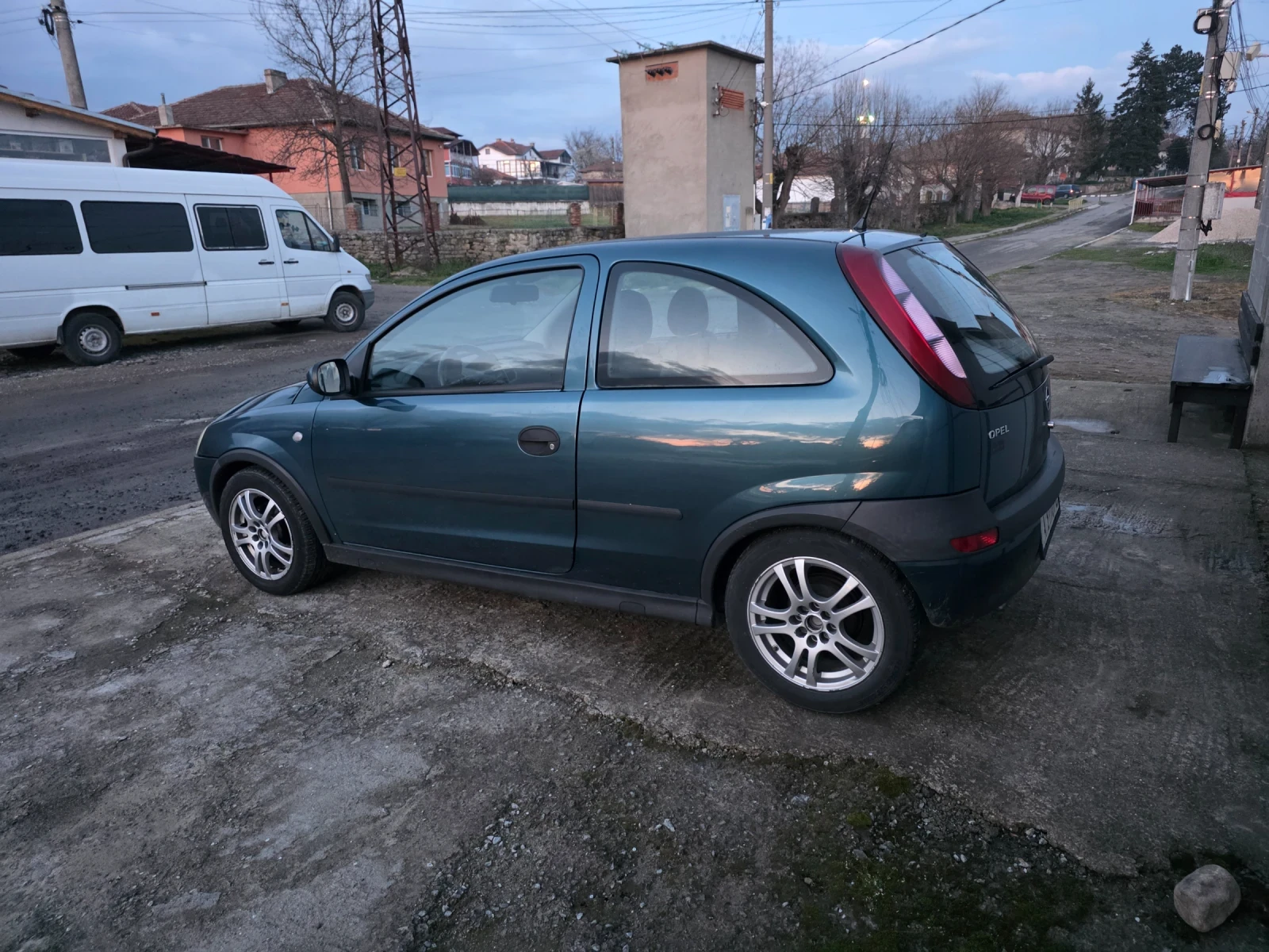Opel Corsa, снимка 3 - Автомобили и джипове - 56403721