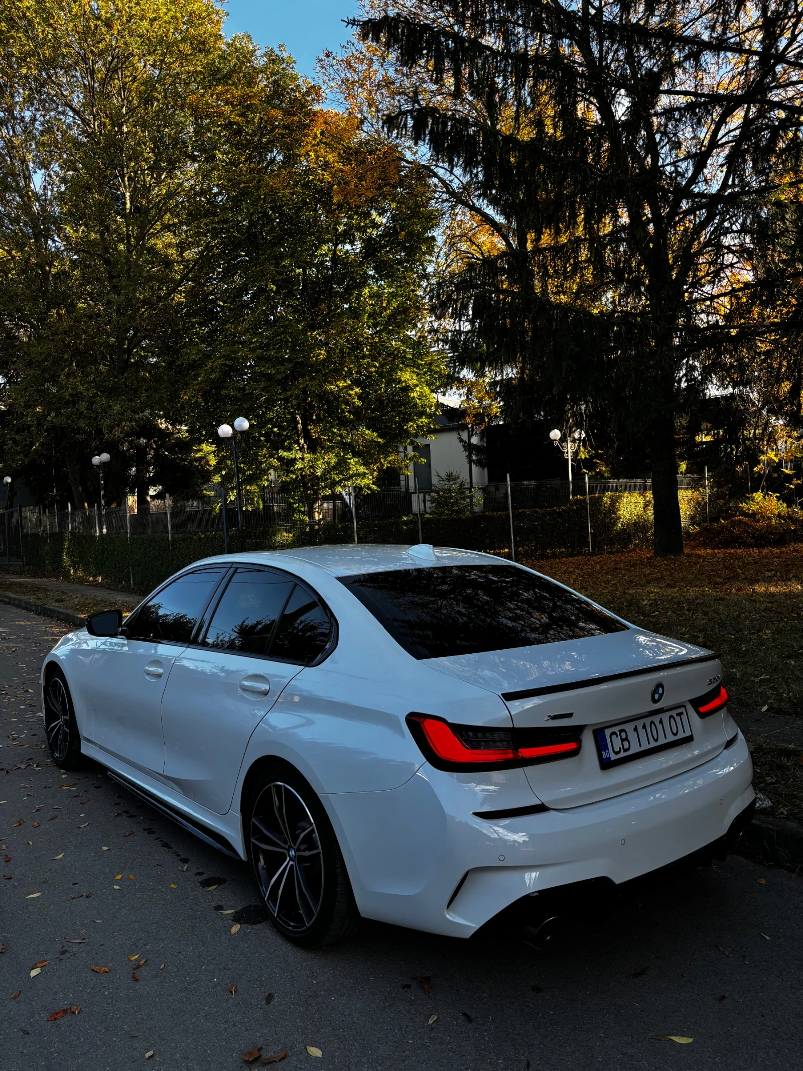 BMW 330, снимка 3 - Автомобили и джипове - 56614977