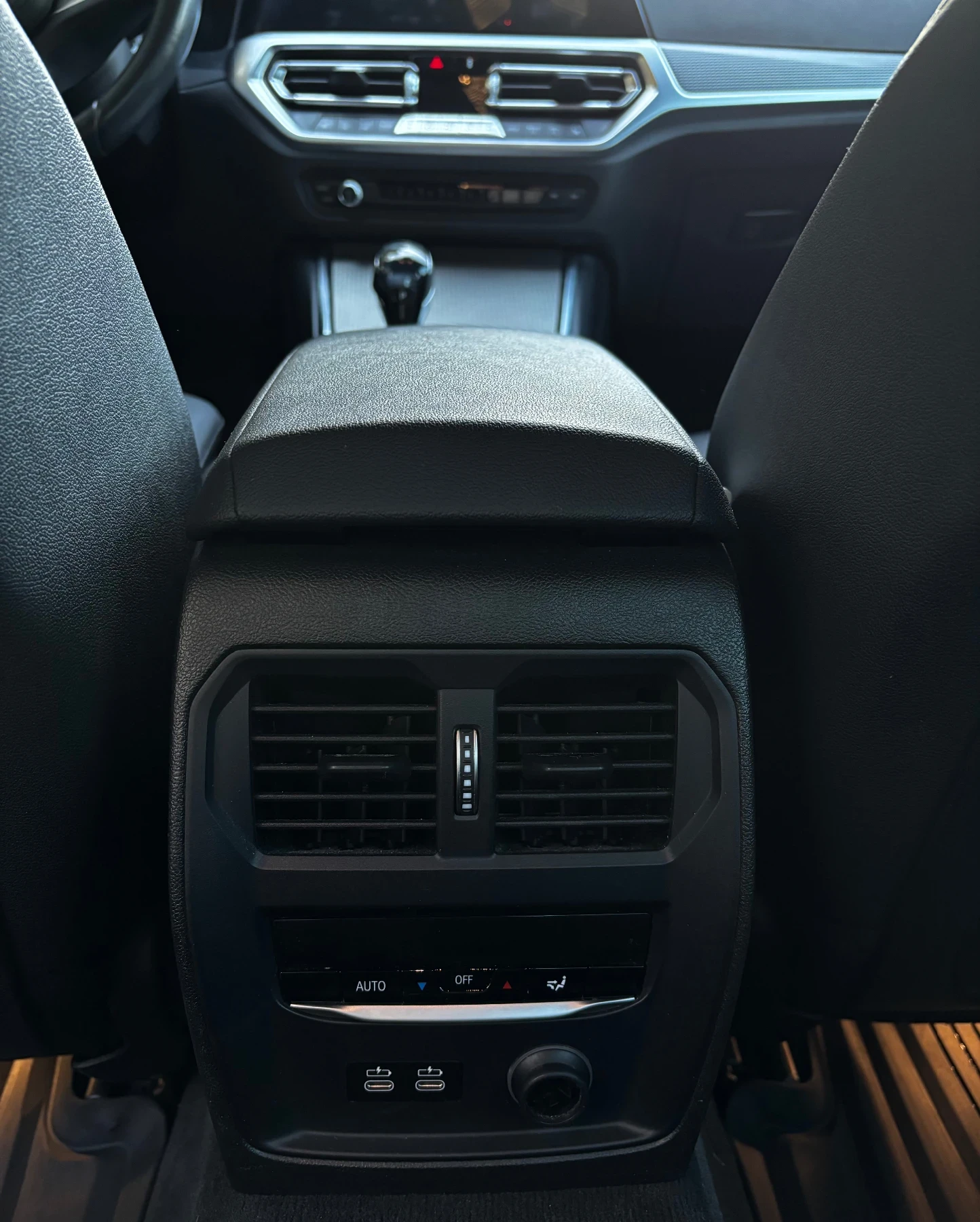 BMW 330, снимка 14 - Автомобили и джипове - 56614977