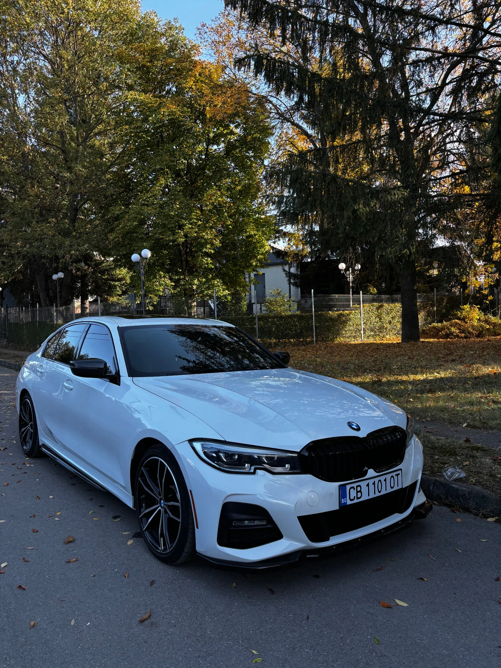 BMW 330, снимка 4 - Автомобили и джипове - 56614977