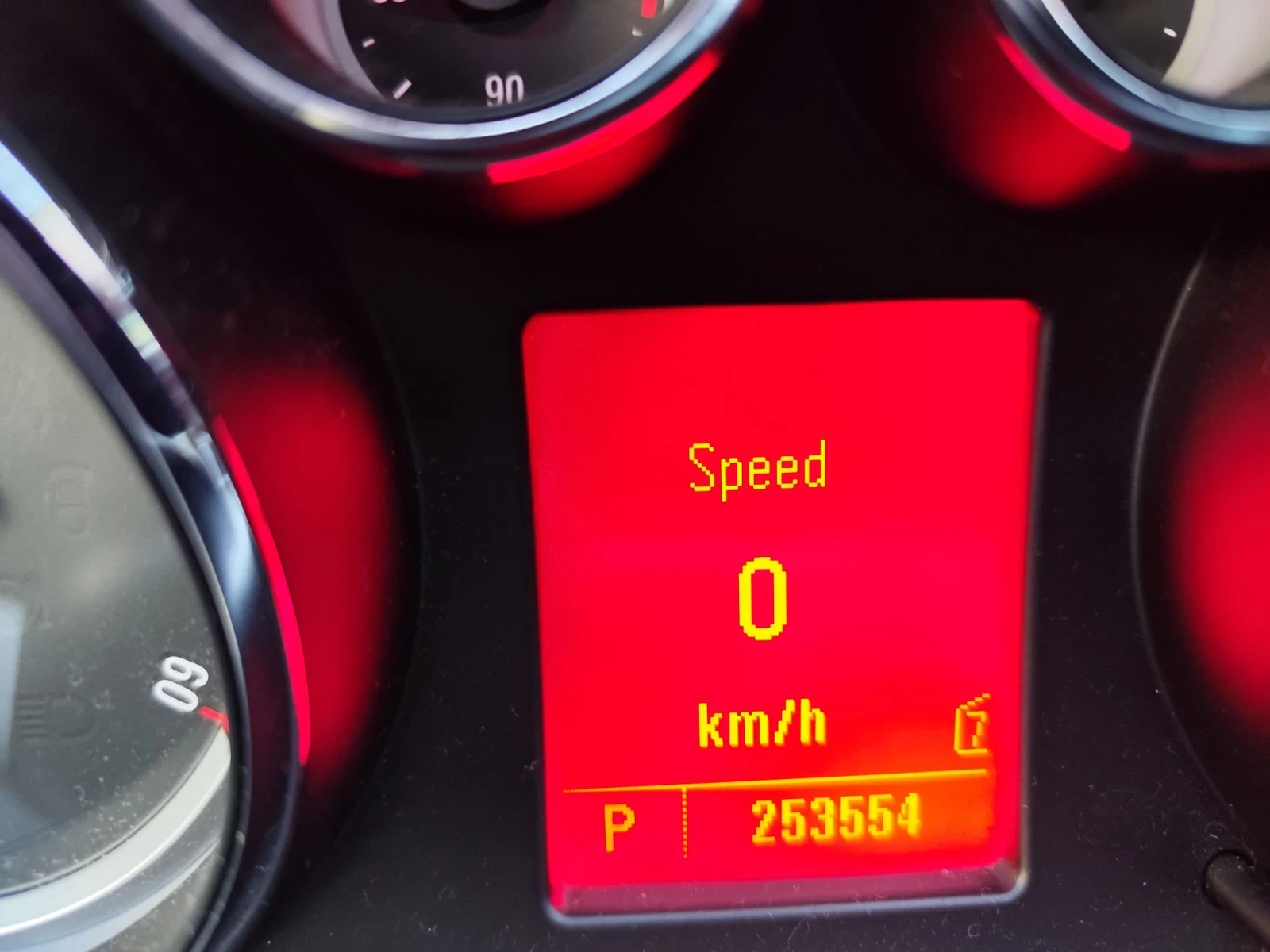 Opel Insignia, снимка 10 - Автомобили и джипове - 56716596