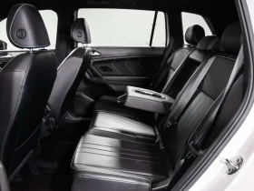 VW Tiguan Comfortline R-Line Black Edition / ПАНО / ЛИЗИНГ /, снимка 10