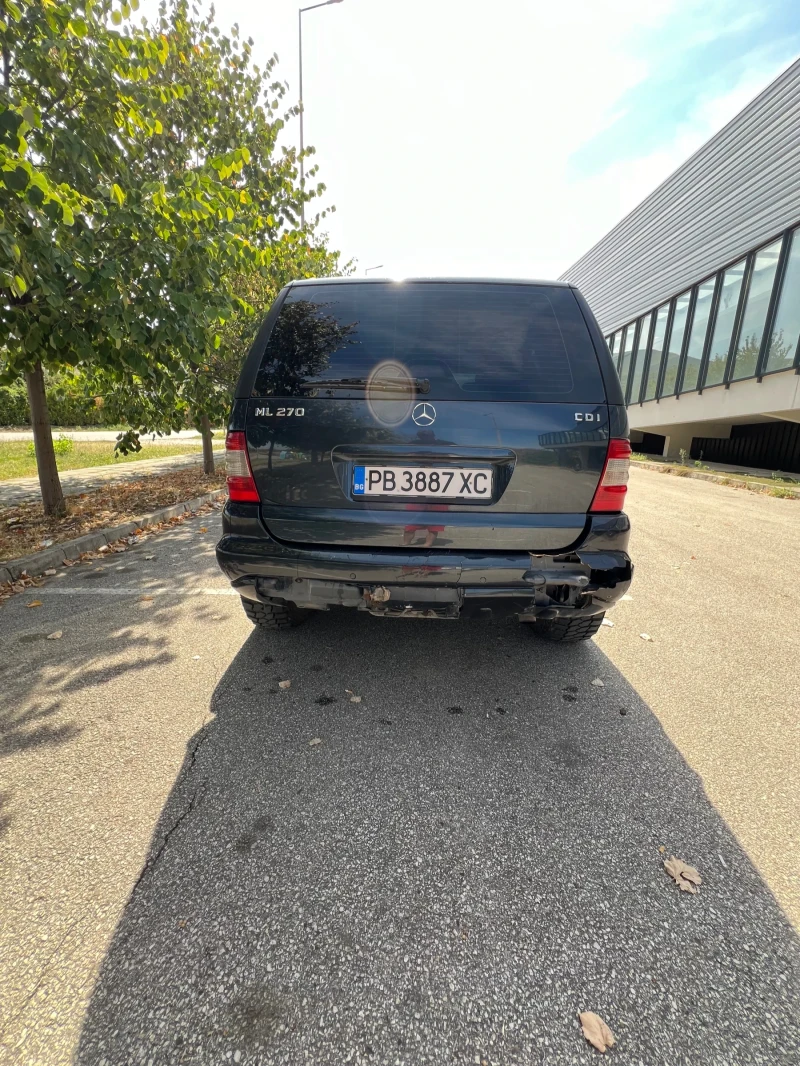 Mercedes-Benz ML 270, снимка 3 - Автомобили и джипове - 47332658