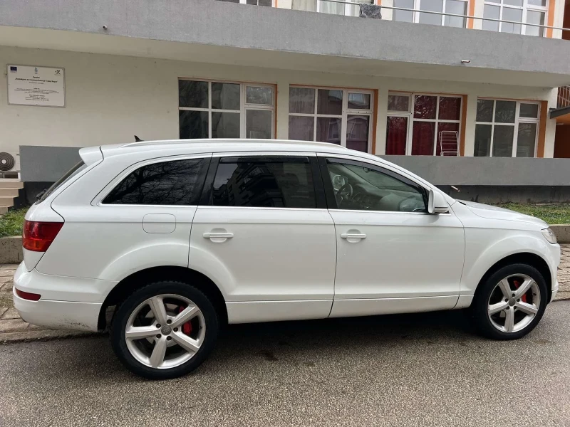 Audi Q7, снимка 2 - Автомобили и джипове - 48291197