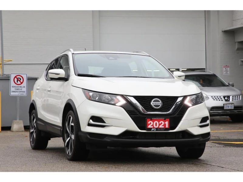 Nissan Qashqai * PANORAMA * * NAVI * * АвтоКредит * ( ЦЕНА ДО БГ), снимка 1 - Автомобили и джипове - 49588624