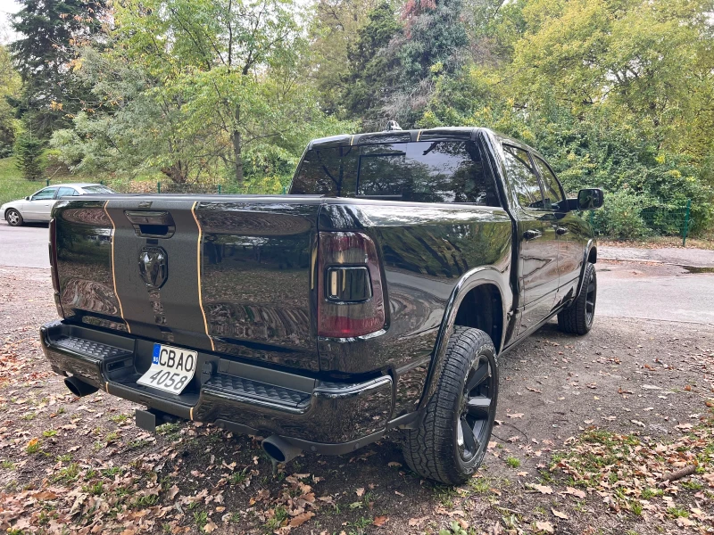 Dodge RAM 1500 Limited 5.7 HEMI eTorque | Газ | 4x4 | Пиано лак!, снимка 4 - Автомобили и джипове - 52460423