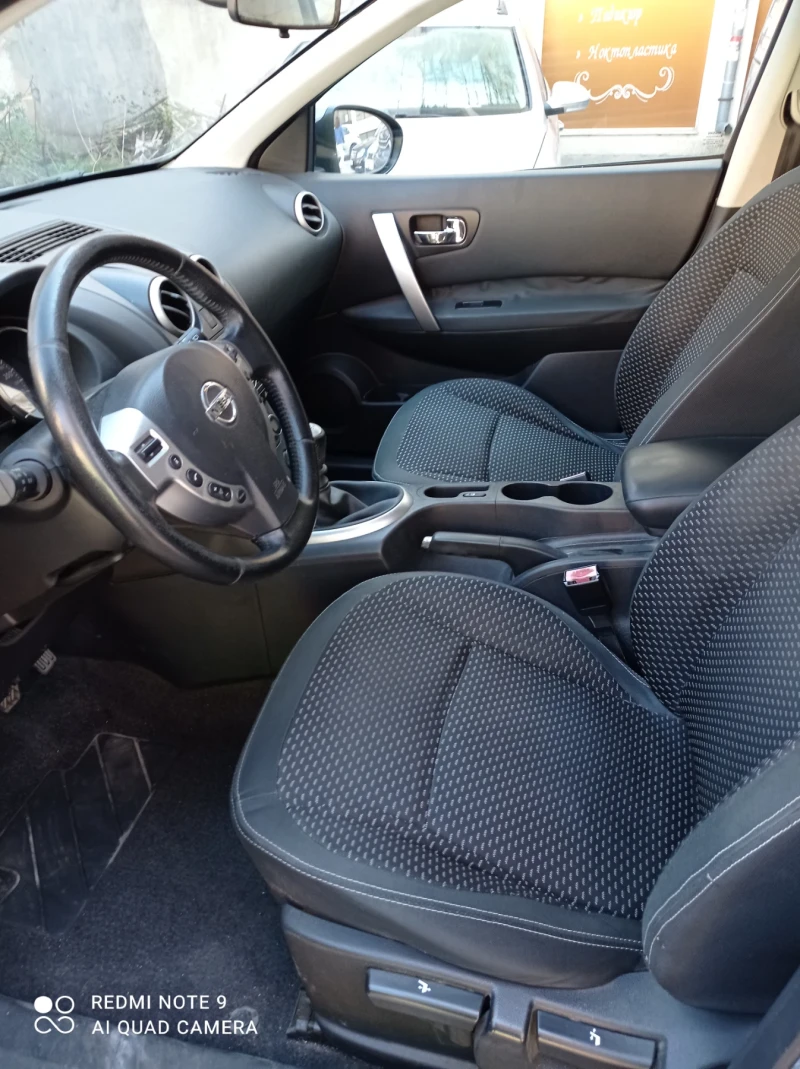 Nissan Qashqai, снимка 7 - Автомобили и джипове - 52425079