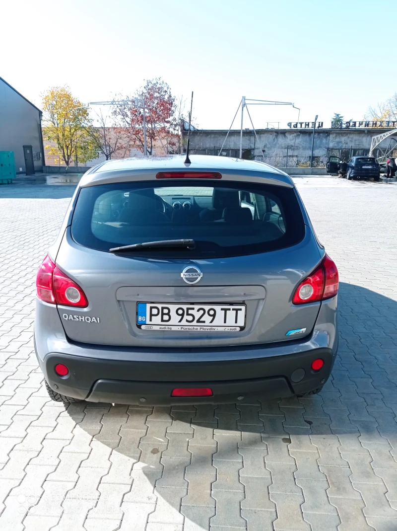Nissan Qashqai, снимка 4 - Автомобили и джипове - 52425079