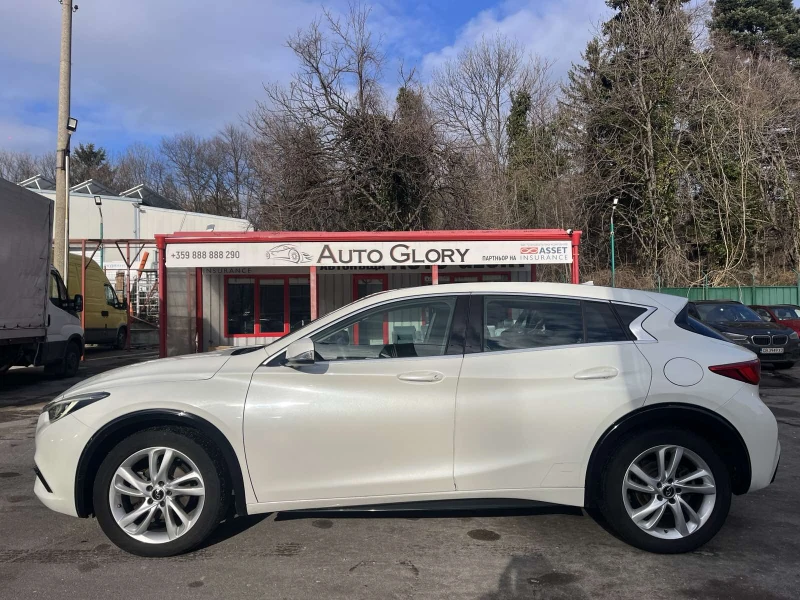 Infiniti Q30 1.5 DISEL, снимка 9 - Автомобили и джипове - 53120087