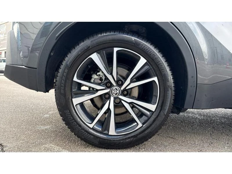 Toyota C-HR 1.8 HEV E-CVT CLUB FWD, снимка 16 - Автомобили и джипове - 53209532
