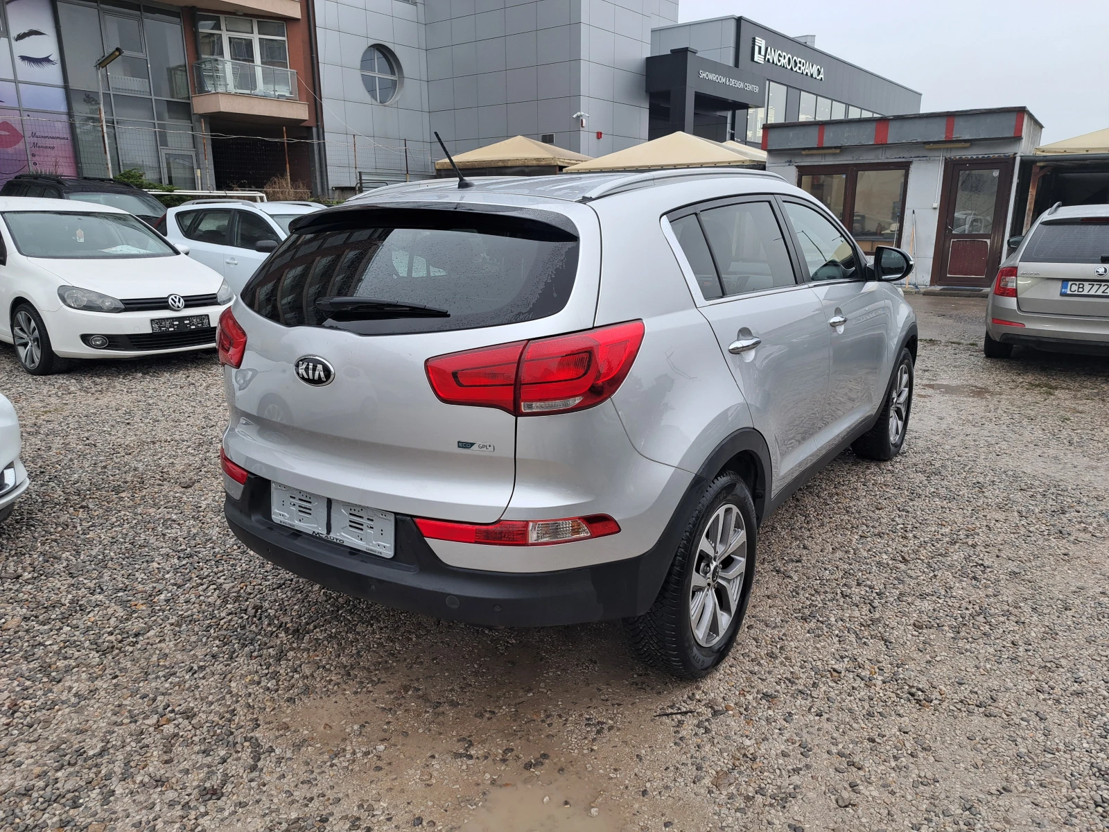 Kia Sportage 1.6.i GPL.135ks - изображение 5