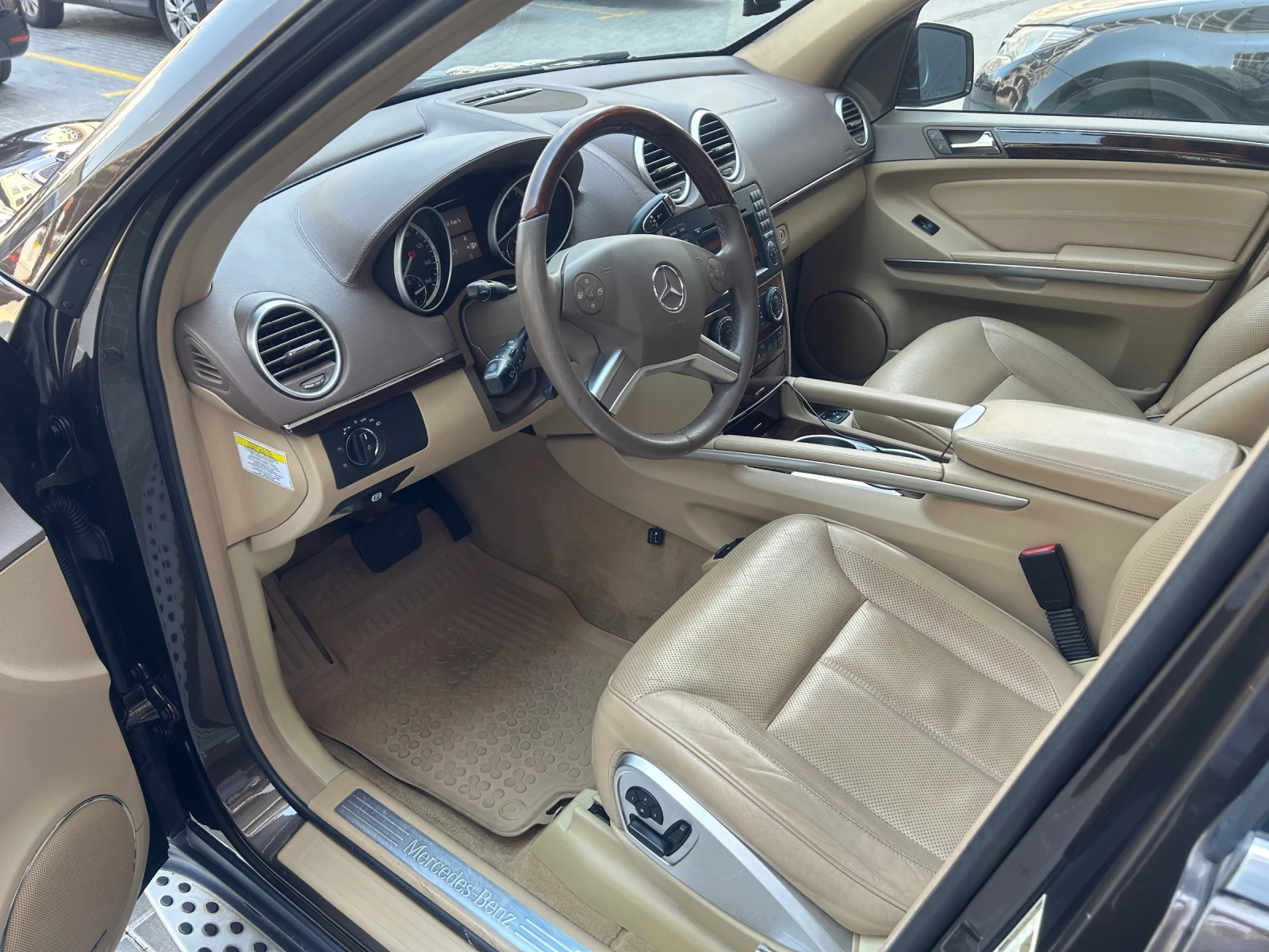 Mercedes-Benz GL 500 Mercedes-Benz GL 550 Grand Edition - изображение 6