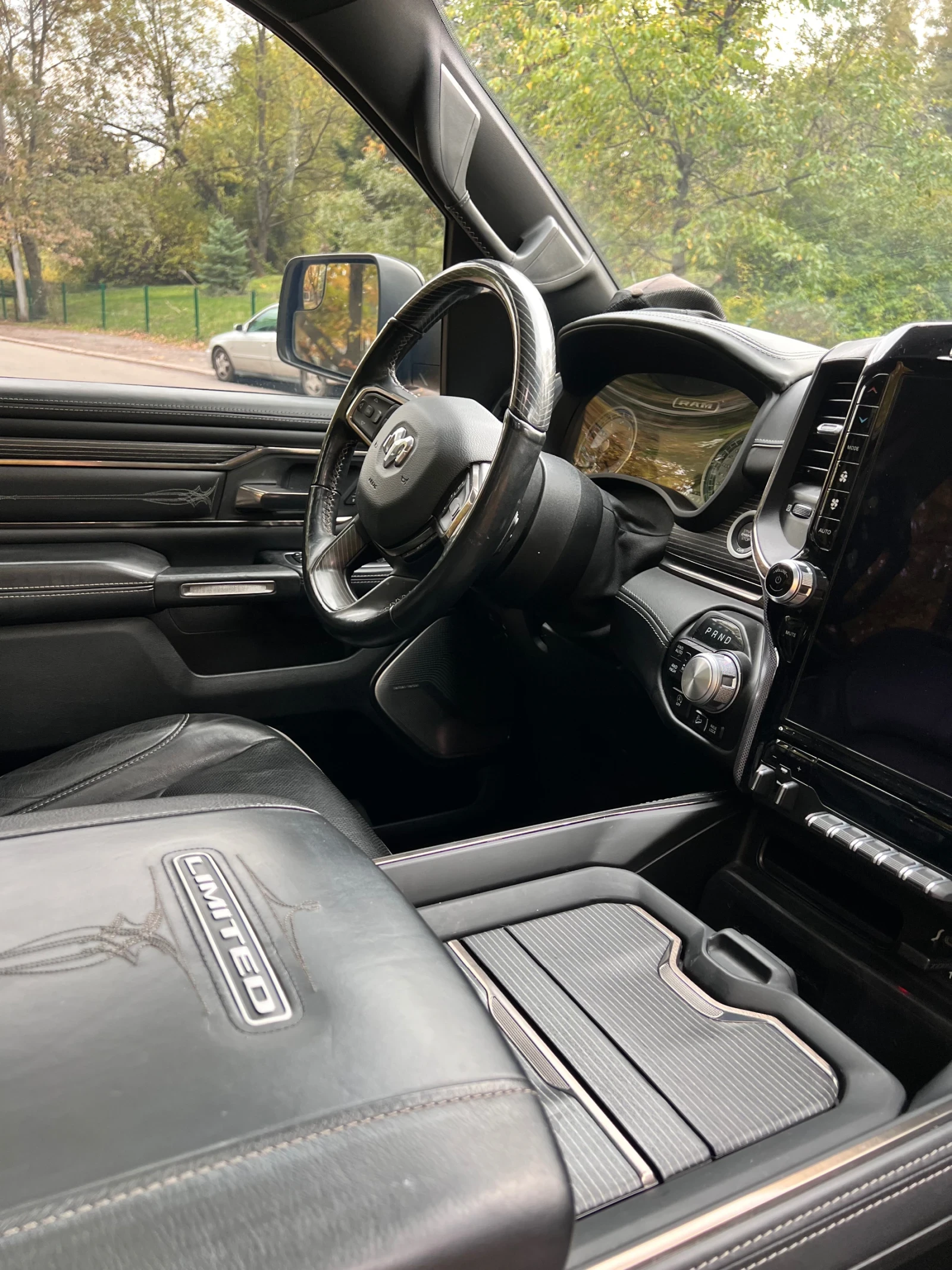 Dodge RAM 1500 LIMITED 5.7 eTorque LPG - изображение 10