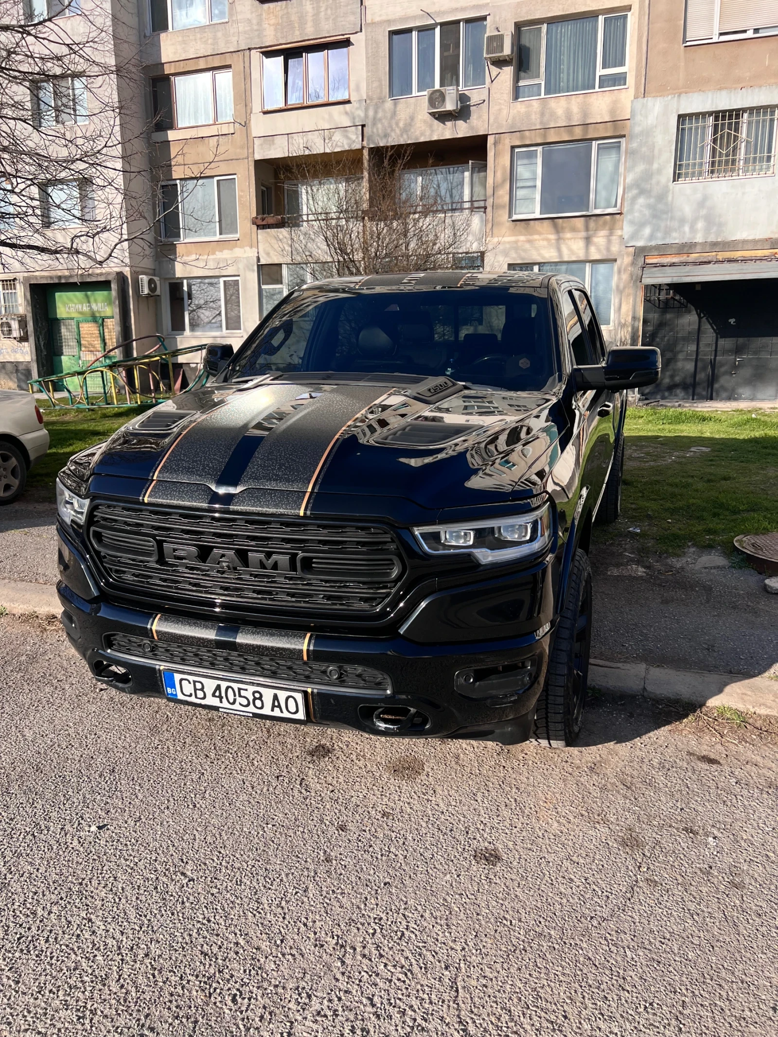 Dodge RAM 1500 Limited 5.7 HEMI eTorque | Газ | 4x4 | Пиано лак!