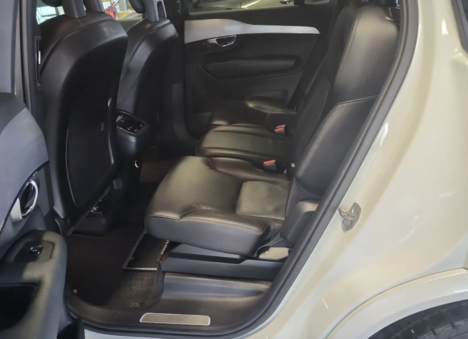Volvo Xc90 T6 MOMENTUM - изображение 9