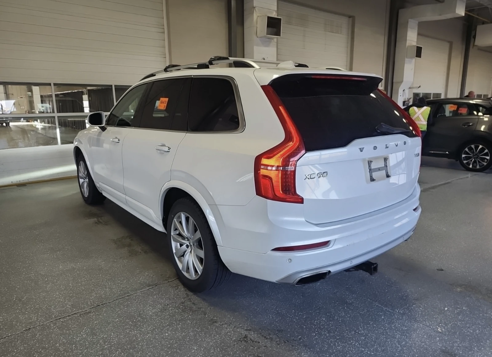 Volvo Xc90 T6 MOMENTUM - изображение 4