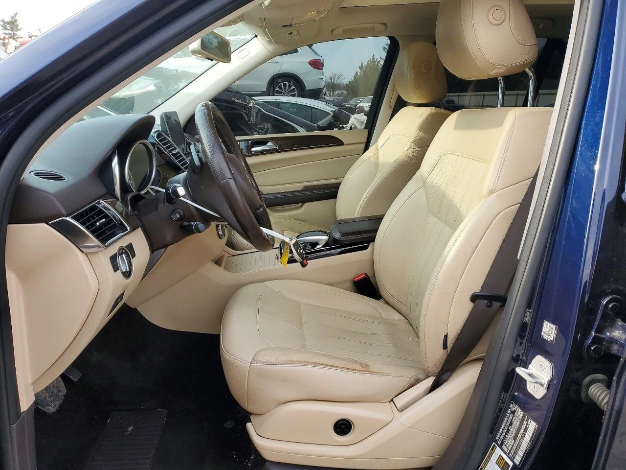 Mercedes-Benz GLE 350 * 4MATIC* KEYLESS* КАМЕРА* КОЖА* ПОДГРЕВ* , снимка 9 - Автомобили и джипове - 53894763