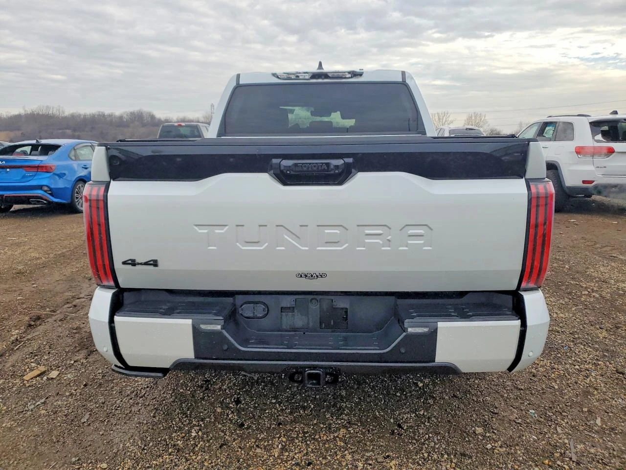 Toyota Tundra PLATINUM HV 4x4 | Mobile.bg � ����������� 6