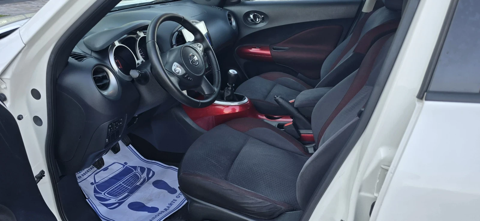 Nissan Juke 1.5dci/НОВ/ЛИЗИНГ/НАВИ/КАМЕРА, снимка 13 - Автомобили и джипове - 54697483