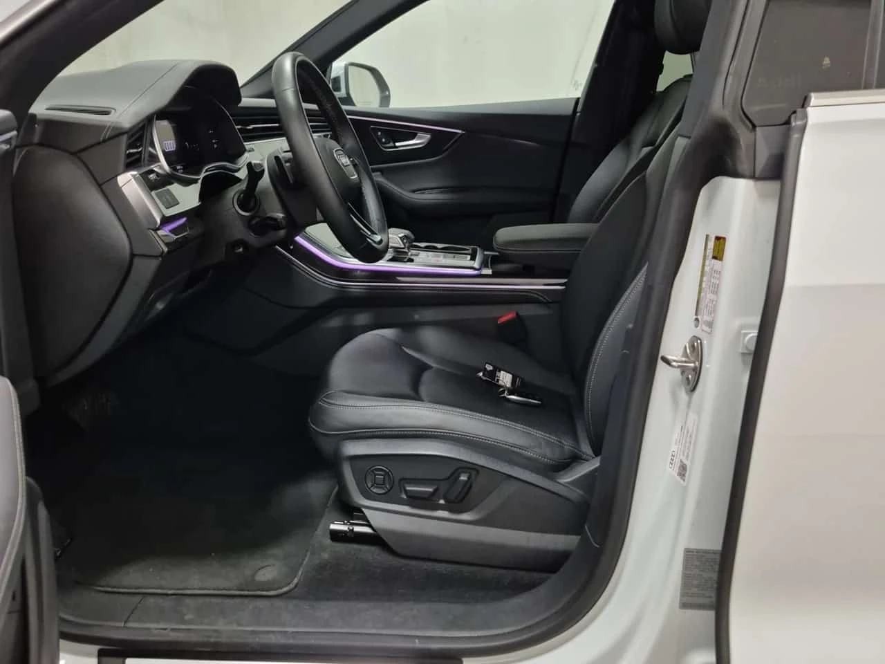 Audi Q8 3.0 TFSI| HUD| 360| PANO| , снимка 5 - Автомобили и джипове - 56307600