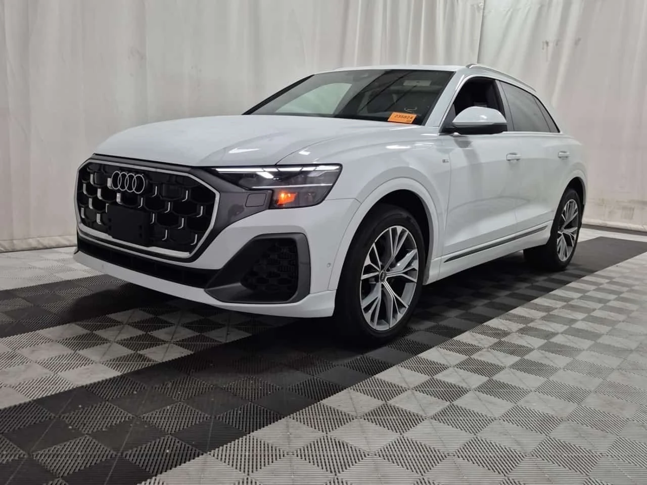 Audi Q8 3.0 TFSI| HUD| 360| PANO| 