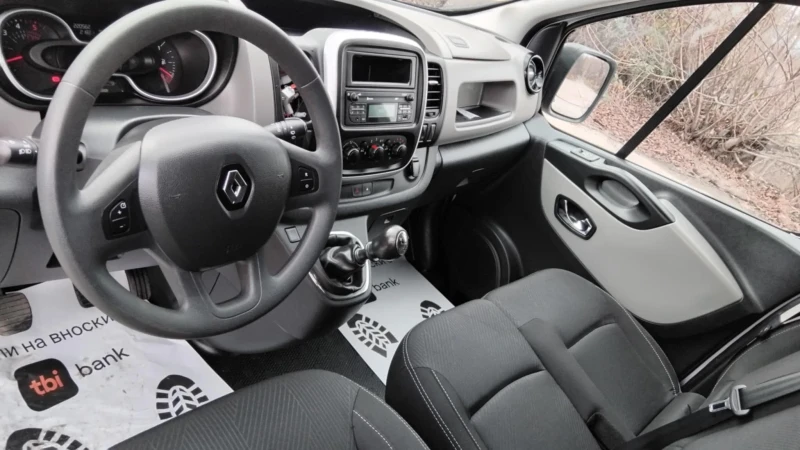 Renault Trafic 1.6DCI 6места , снимка 10 - Бусове и автобуси - 52662987