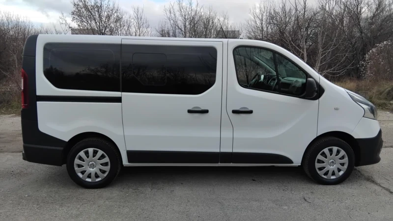 Renault Trafic 1.6DCI 6места , снимка 5 - Бусове и автобуси - 52662987