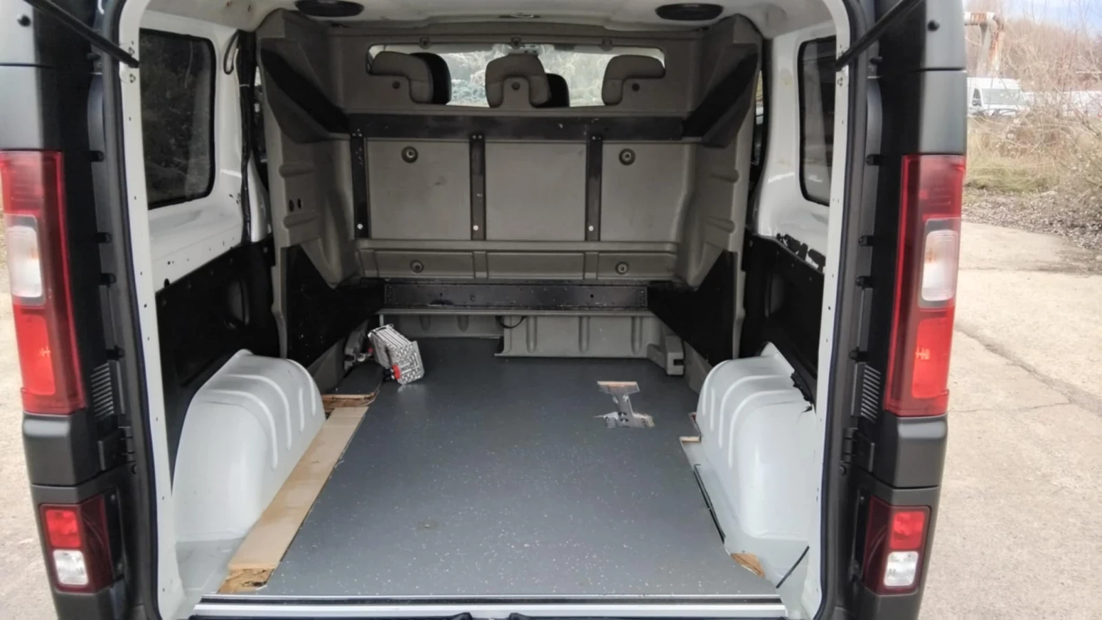 Renault Trafic 1.6DCI 6�����  | Mobile.bg � ����������� 12