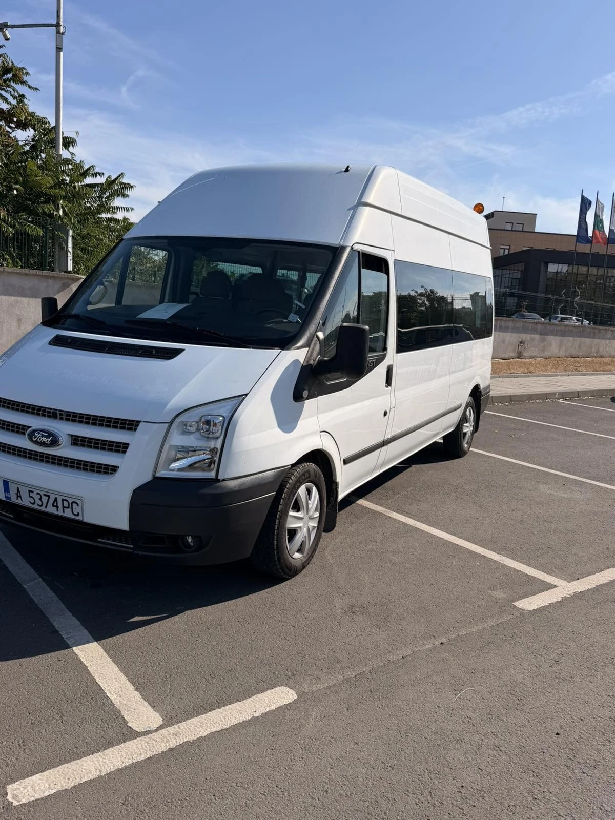 Ford Transit 2.2 TDCi 125 к.с. 8+ 1   Климатик   6 скорости   