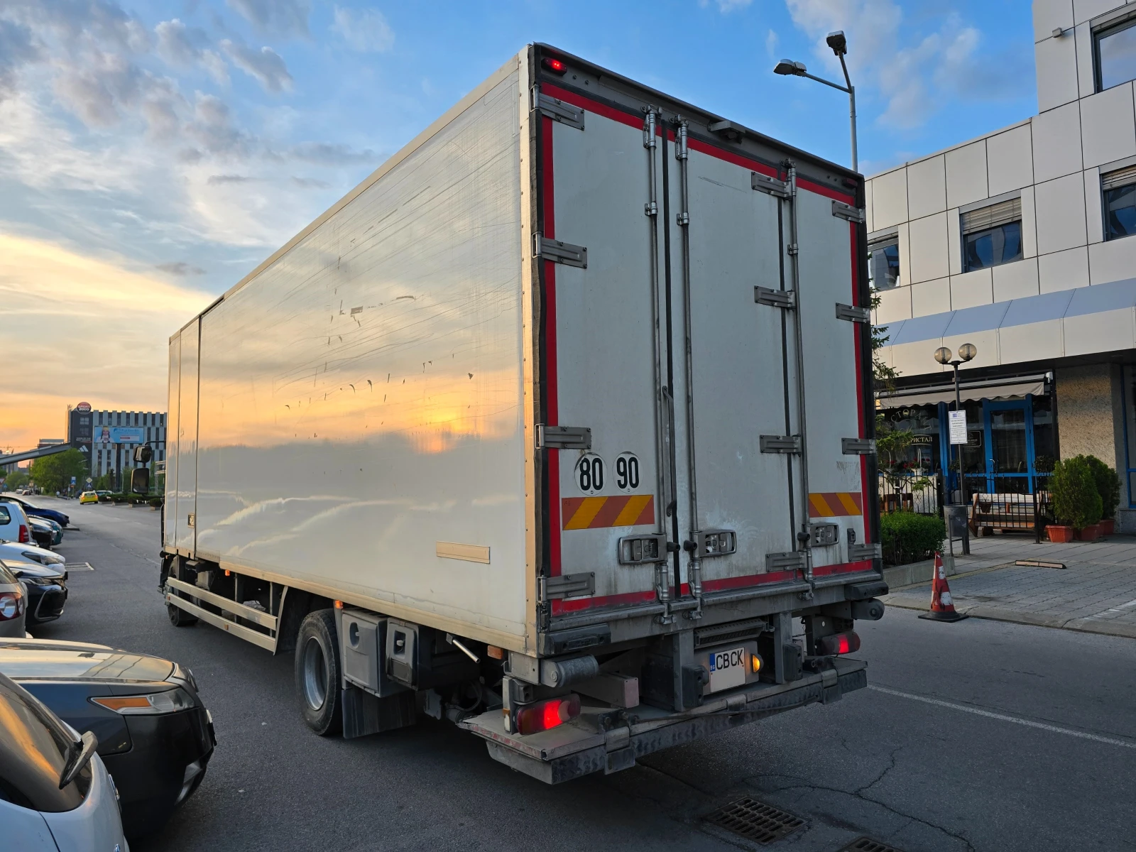 Renault Midlum хладилен, снимка 4 - Камиони - 53982914